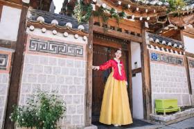 Làng cổ Hanok Bukchon: Đi như thế nào? Chơi gì? Ăn gì? 