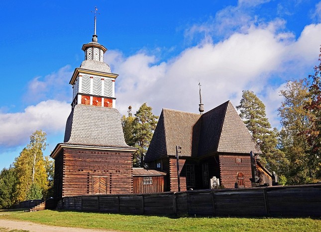 1280px_Petajavesi_Old_Church_JIBP