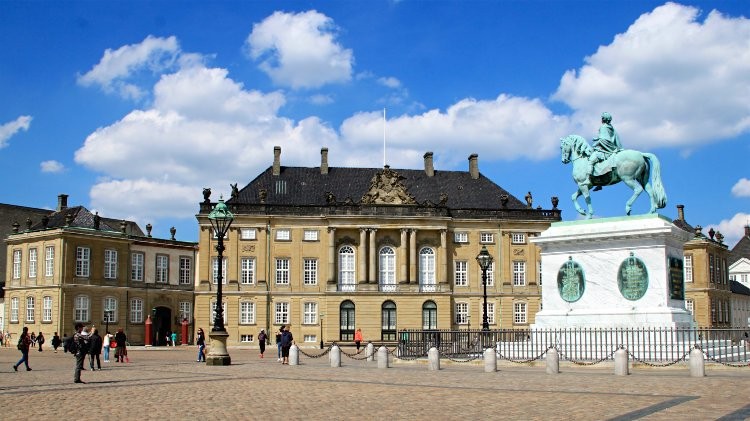 Cung_dien_Amalienborg