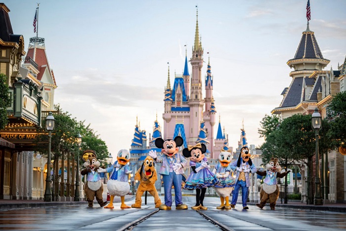 tour du lịch Mỹ đến disneyland